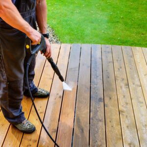 surface cleaning wooden deck with power washer